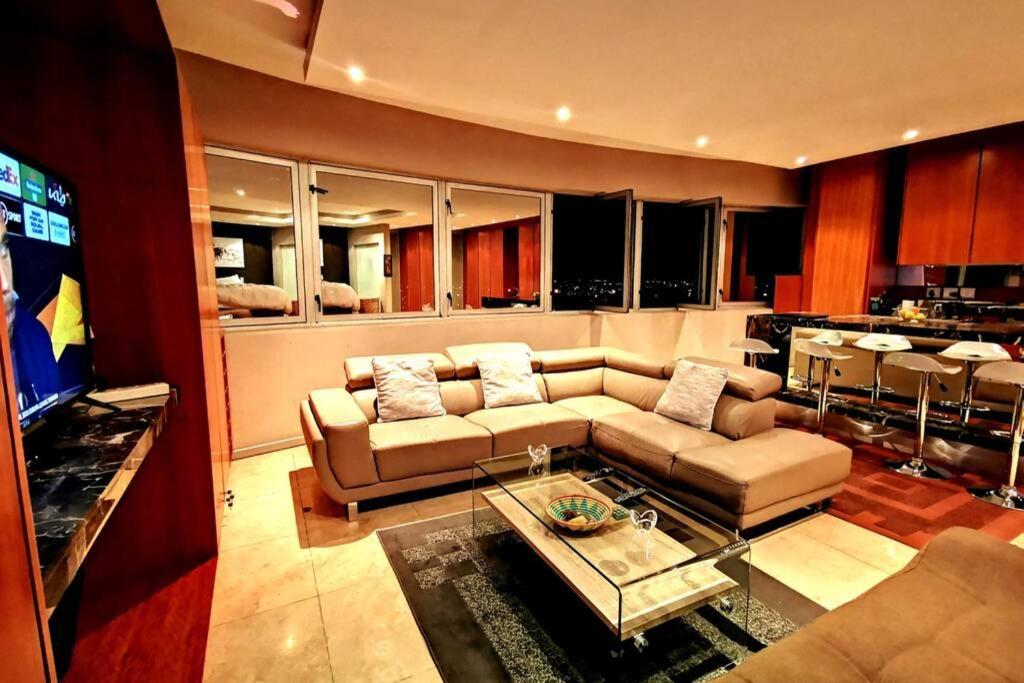 1507-Amazing Views & Unique Joburg Cbd Luxury Apartment Johannesburg Ngoại thất bức ảnh