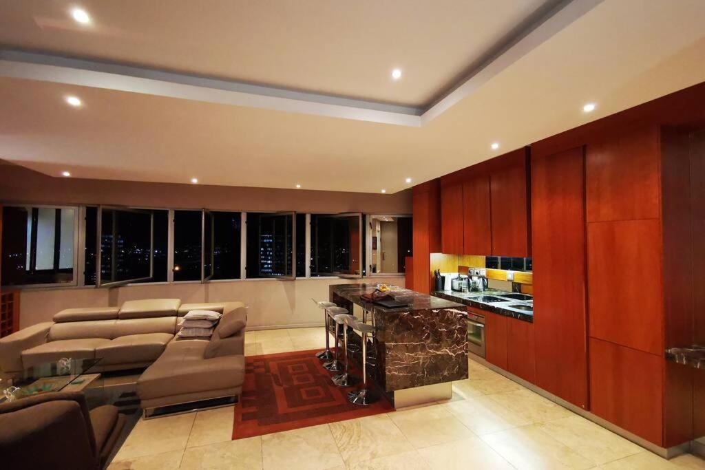 1507-Amazing Views & Unique Joburg Cbd Luxury Apartment Johannesburg Ngoại thất bức ảnh